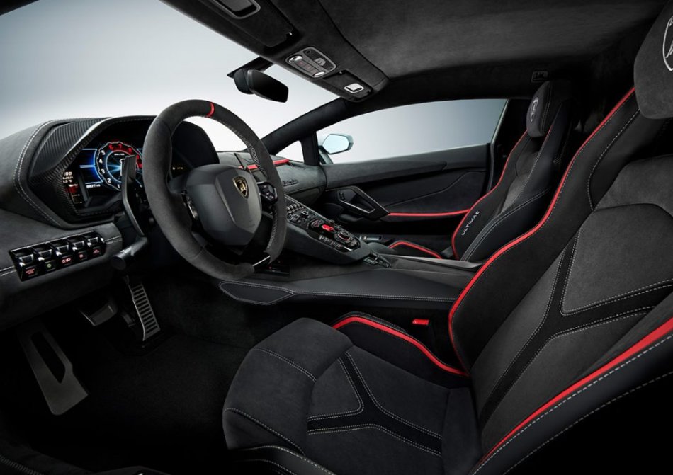 Alcantara in car tuning: options for use