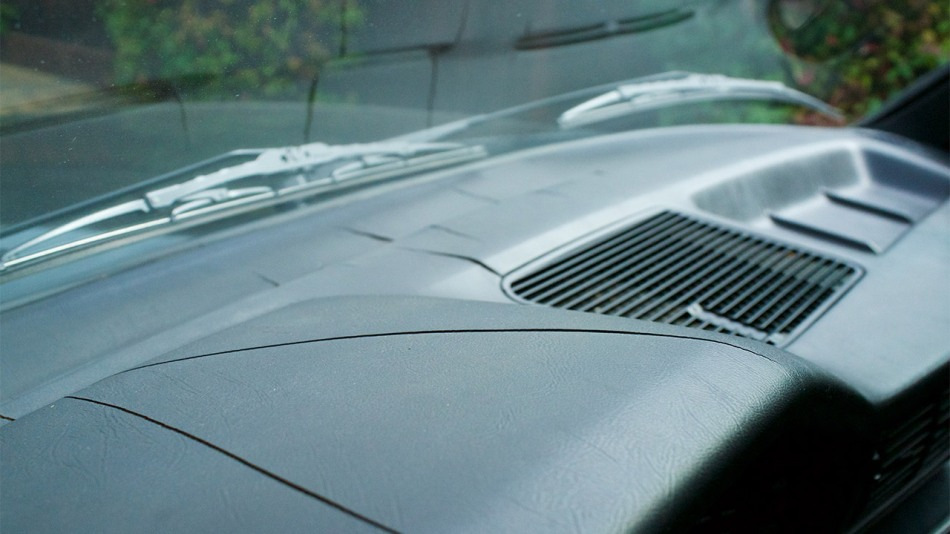 How to restore plastic in the car interior?