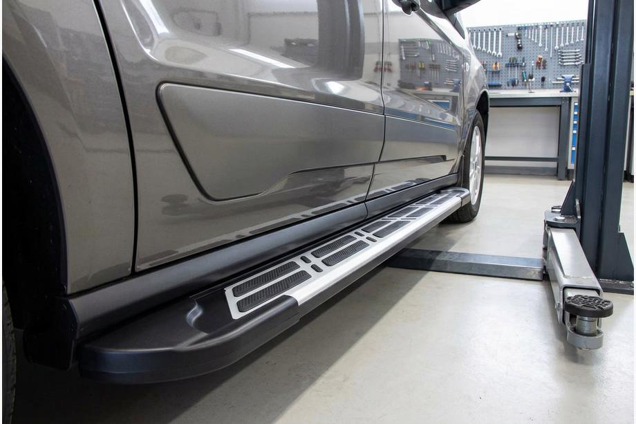 Ford Connect 2021- Side Steps Sunrise (2 pcs, Aluminum) Image
