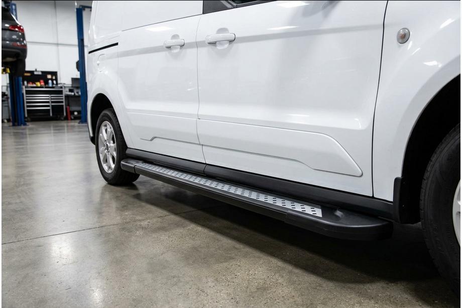 Ford Connect 2021- Side Steps Vision New Black (2 pcs, Aluminum) Image