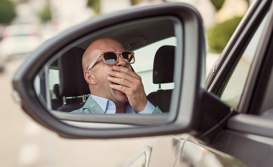 How not to fall asleep behind the wheel: tips for drivers