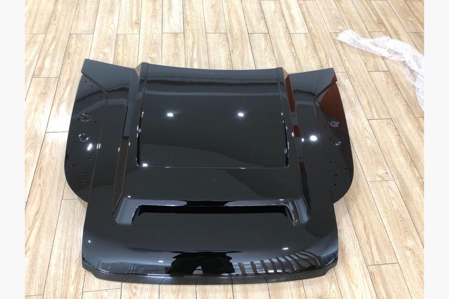 Land Rover Defender 2019- Carbon Hood (Zhous Design) Image