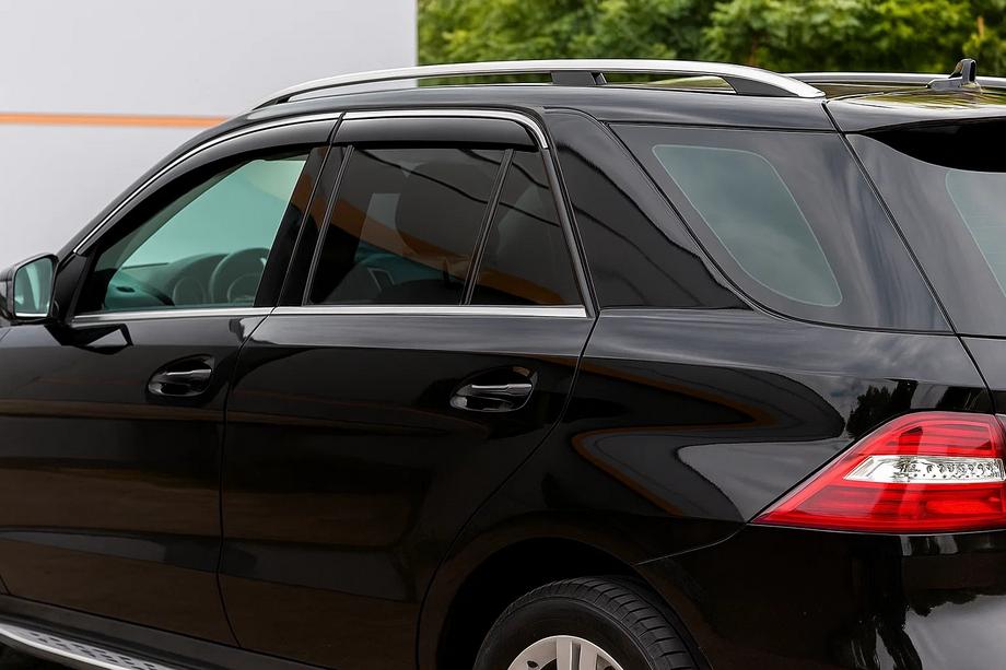 Mercedes GLE/ML class W166 2011-2018 Window Deflectors with Chrome Trim Niken Luxury (4 pcs) Image