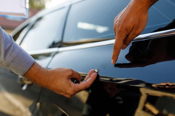 Quick ways to remove small scratches on the body