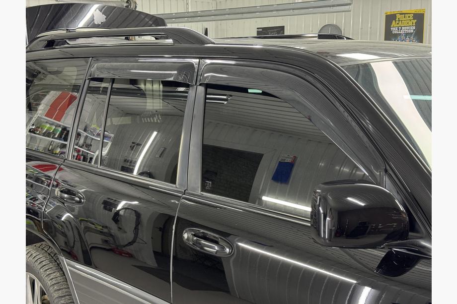Toyota Land Cruiser 100 1998-2007 Window Deflectors Niken Luxury (4 pcs) Image