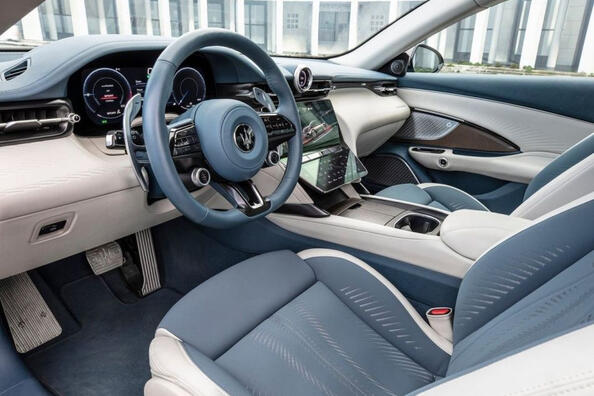 Maserati GranTurismo Folgore review: an electric triumph of Italian style Photo 6