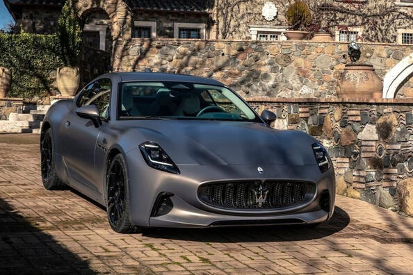 Maserati GranTurismo Folgore review: an electric triumph of Italian style Photo 4