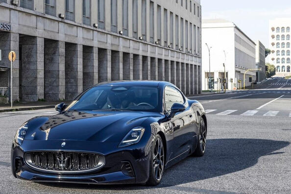 Maserati GranTurismo Folgore review: an electric triumph of Italian style Photo 1