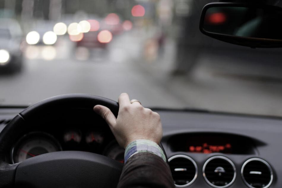 Car ethics: how to behave on the road and in the parking lot