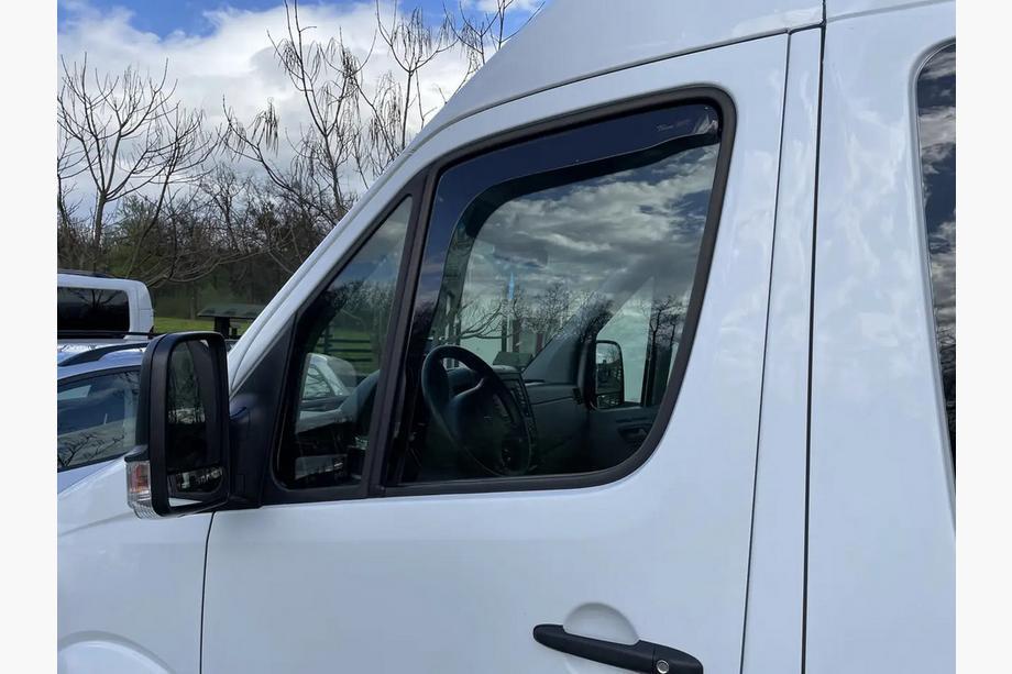 Volkswagen Crafter 2006-2016 In-Channel Wind Deflectors (2 pcs, HEKO) Image