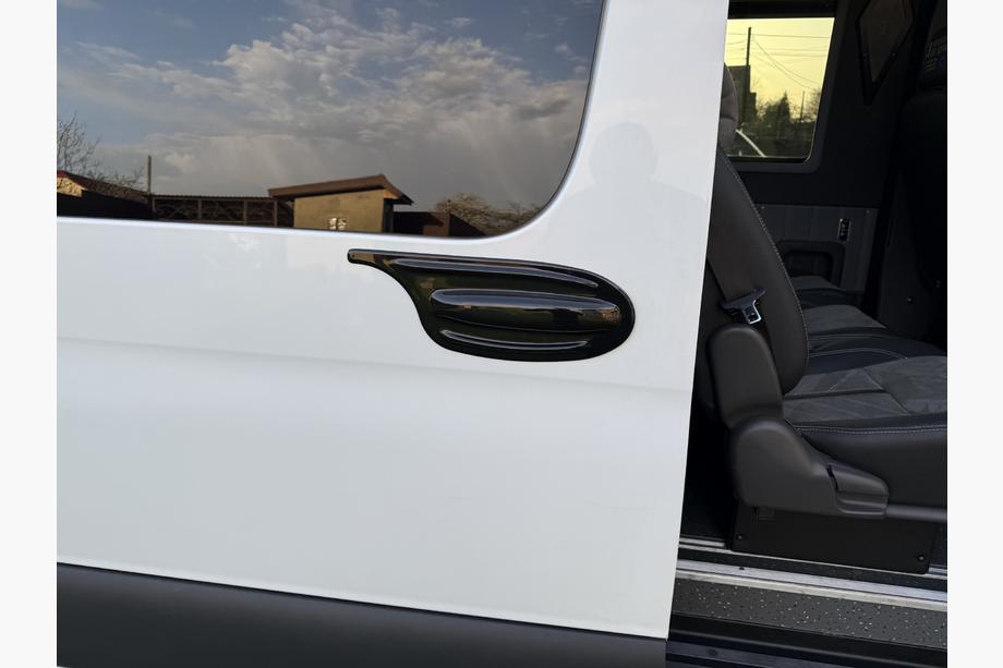 Mercedes Sprinter W907/W910 2018- Door Handle Cover EuroCap (ABS) Photo 4