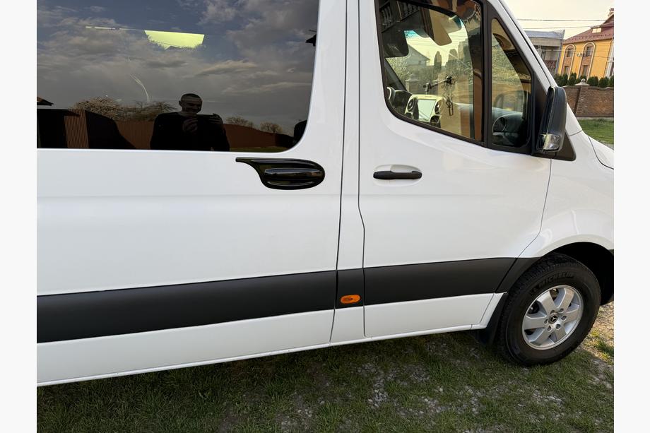 Mercedes Sprinter W907/W910 2018- Door Handle Cover EuroCap (ABS) Photo 3