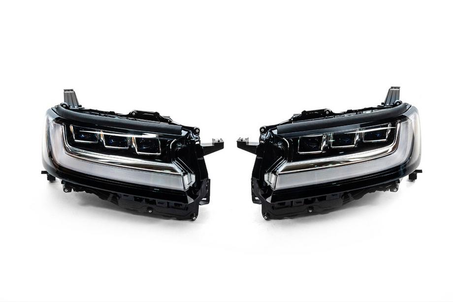 Toyota Land Cruiser 300 2021- Headlights Image