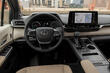 Review of the fourth version of the Toyota Sienna minivan photo 5