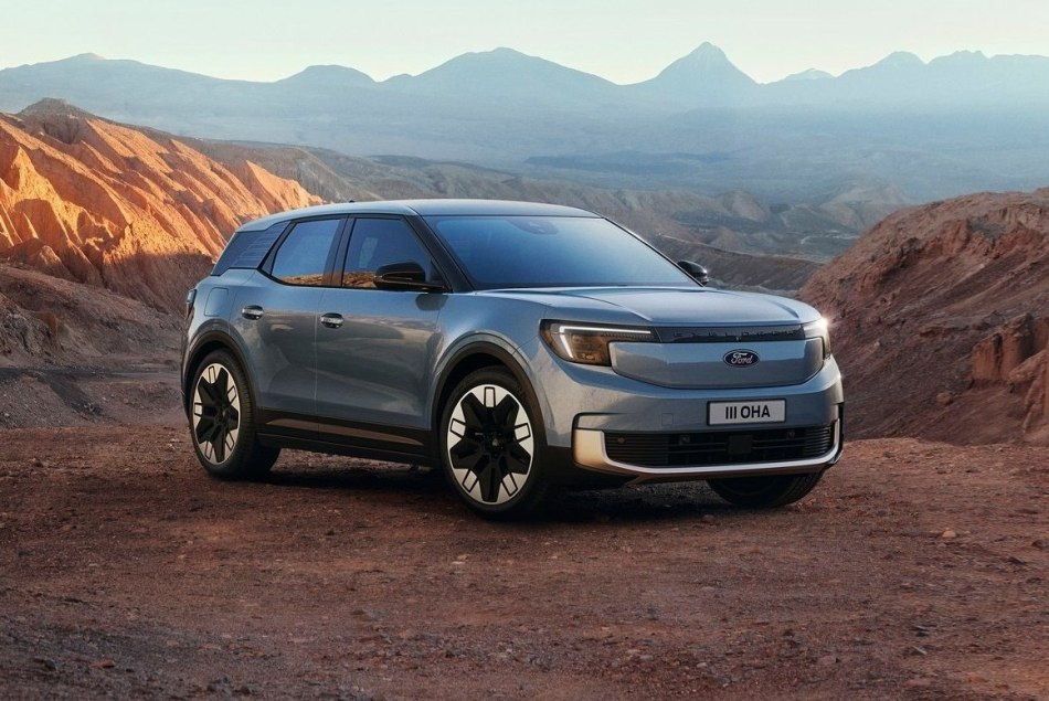 Review of the electric SUV Ford Explorer EV