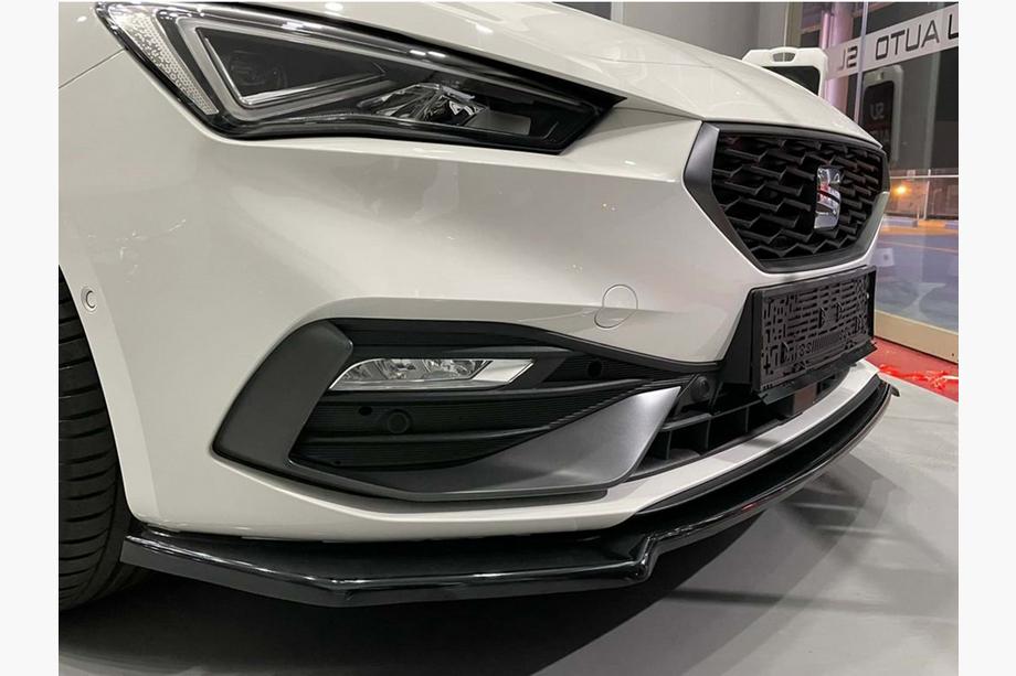 Seat Leon 2020- Front Lip DPT V-2 (Gloss Black) Image