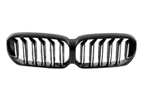 BMW 5 Series G30/G31 2017–2023 Kidney grilles M-Look (2021-2023, gloss black) photo 2