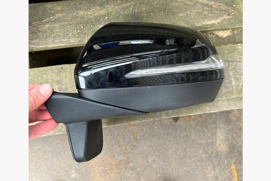 Mercedes G class W463 1990-2018 Facelift Mirror Design-2019 (left, black) Image