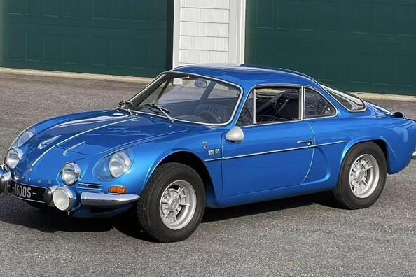 How to turn an old car into a stylish retro copy?
