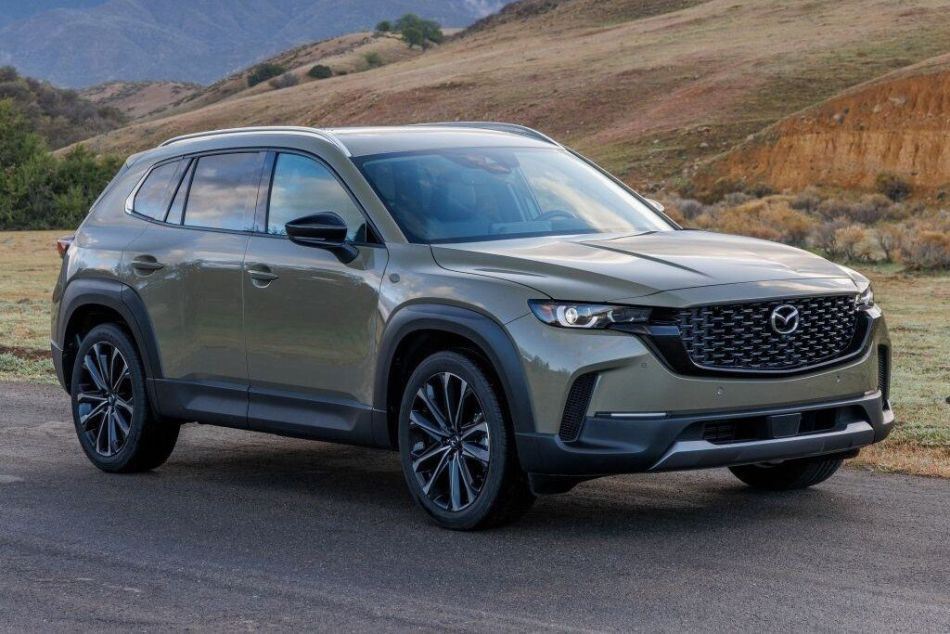 Mazda CX-50: a new look at crossovers