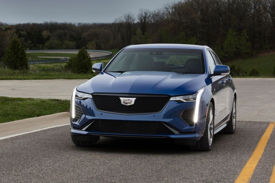 Cadillac CT4 premium sedan review