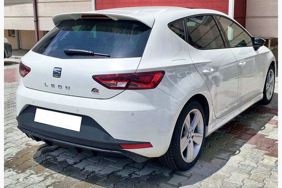 Seat Leon 2013-2020 Rear Diffuser DPT V-3 (2013-2016, Gloss Black) Image