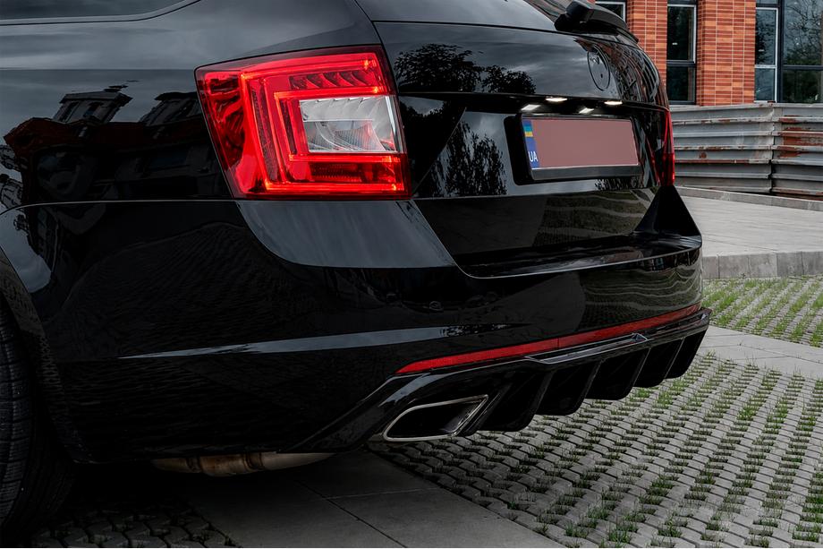 Skoda Octavia III A7 2013-2019 Rear diffuser DPT V-2 (LB/SW, gloss black) Image