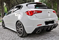 Alfa Romeo Giulietta 2010-2020 Side Skirts DPT (Gloss Black) photo 2