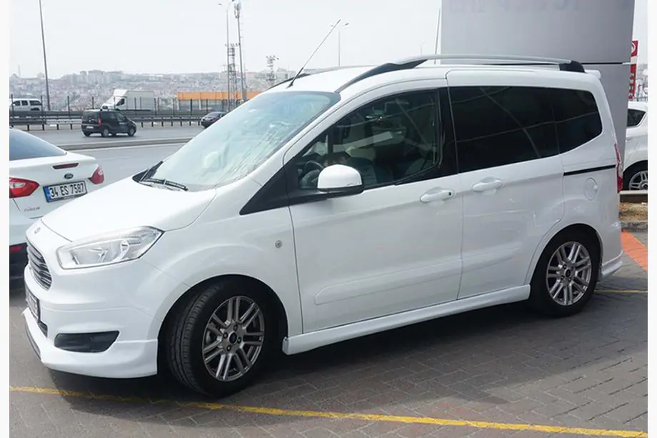 Ford Courier 2014-2023 Side Skirts DPT (Gloss Black) Image