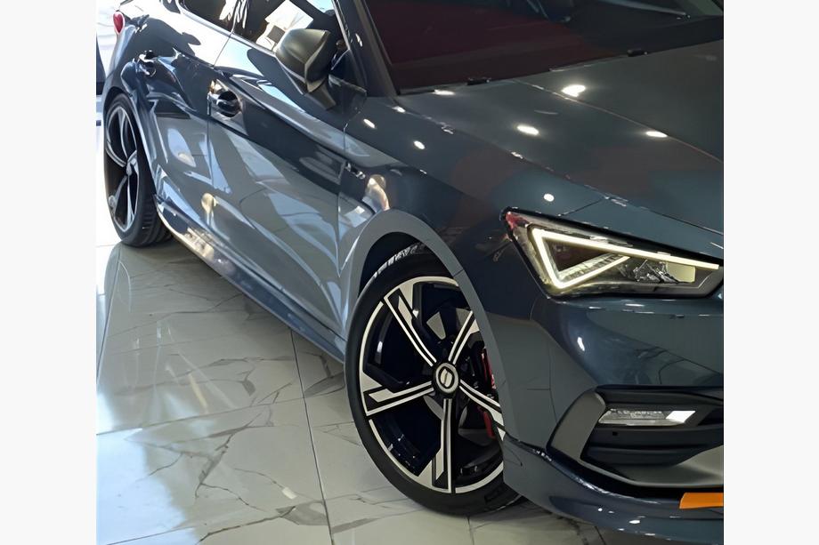 Seat Leon 2020- Side Skirts DPT (Gloss Black) Image