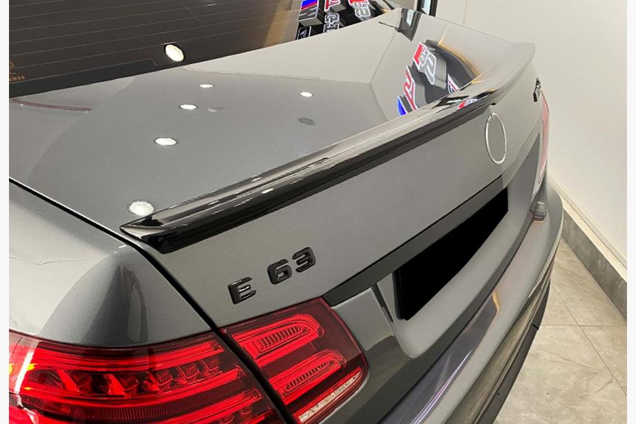 Mercedes E-class W212 2009-2016 DPT V-1 Spoiler (Gloss Black) Image