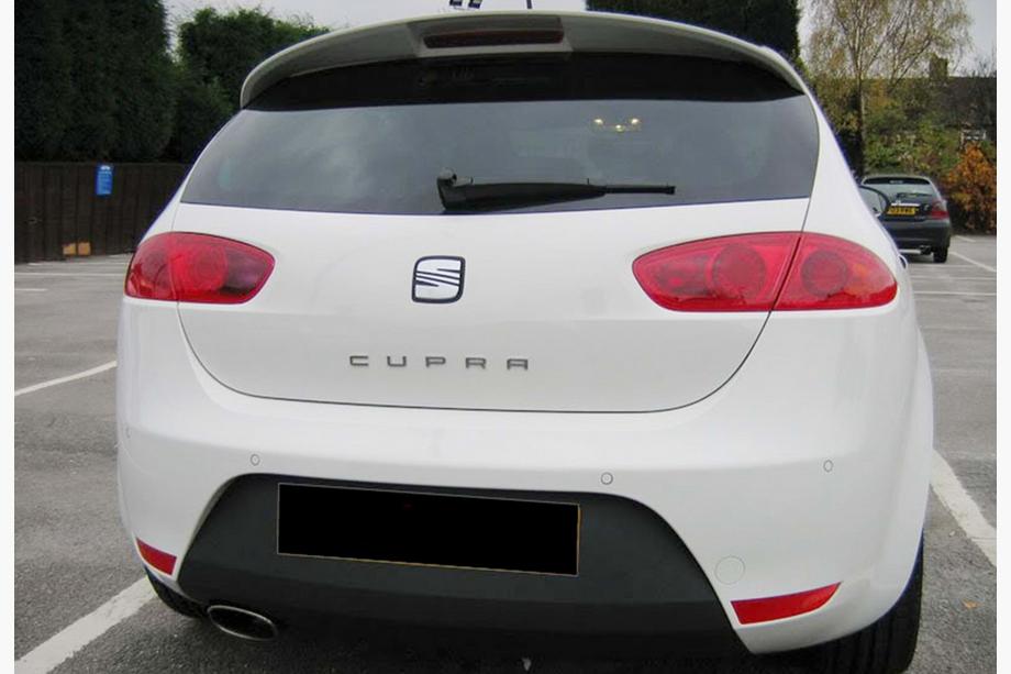Seat Leon 2005-2012 Spoiler DPT V-4 (2009-2012, Gloss Black) Image