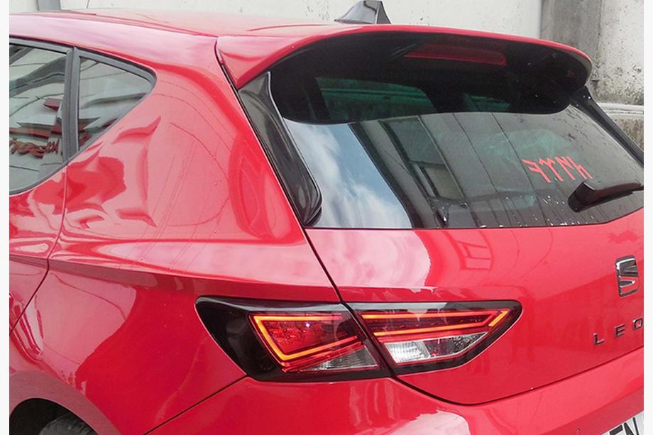 Seat Leon 2013-2020 DPT V-2 Spoiler (Primed) Image