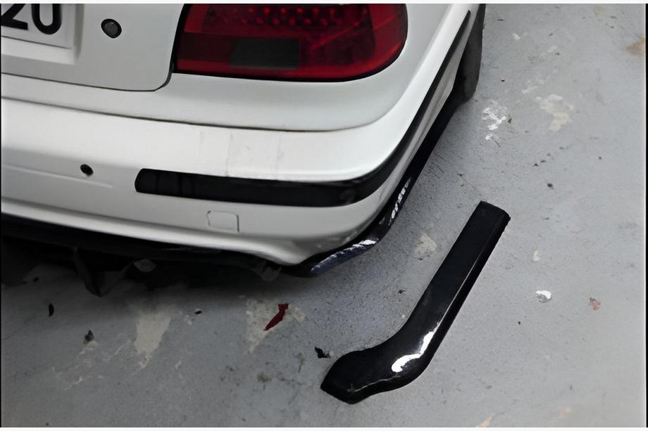 BMW 5 Series E39 1996-2003 Rear Flap Extensions DPT (Gloss Black) Photo 1