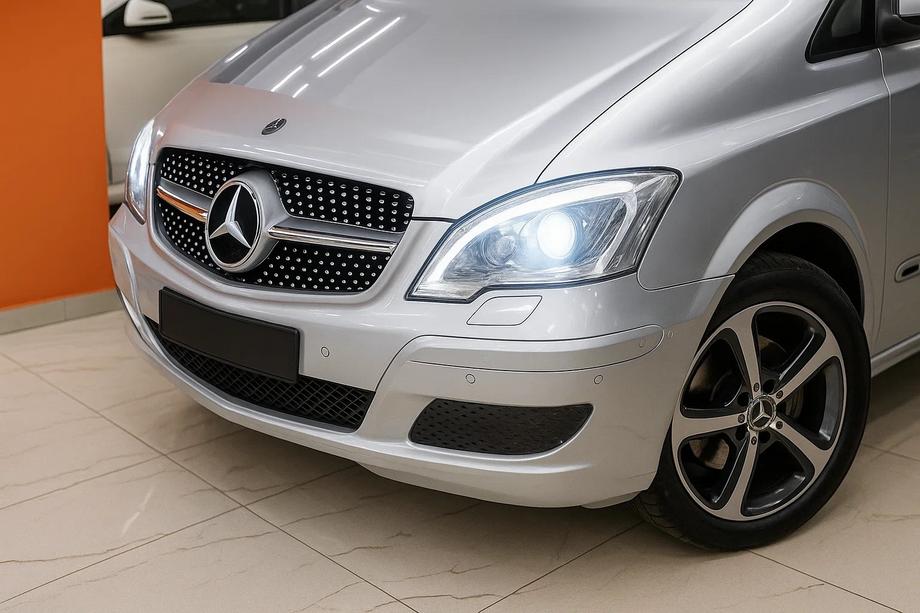 Mercedes Vito W639 2004-2014 Front Grille Diamond Silver (2010-2014) Photo 1