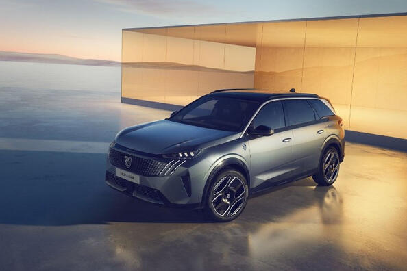 Review of the Peugeot 5008 III generation 2024