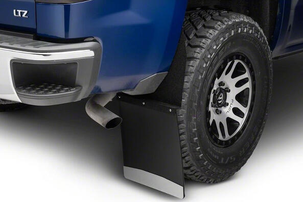 Mudflaps for cars: why are they needed and how to choose?