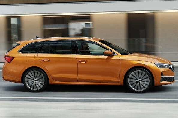 Review of Skoda Octavia Combi IV generation: 2024 restyling