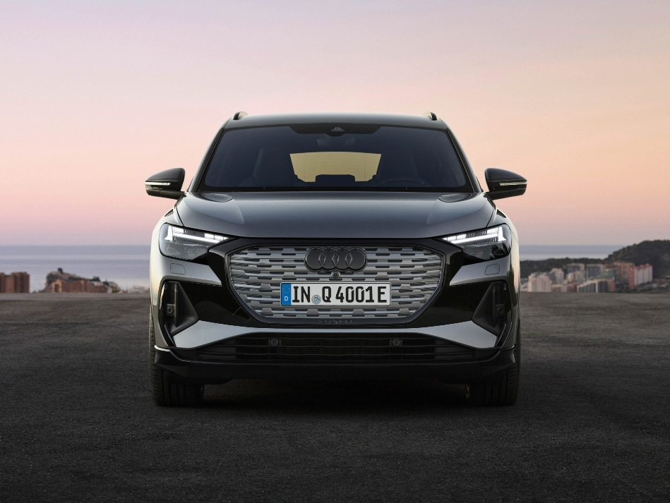 Audi Q4 e-tron: a new generation electric crossover