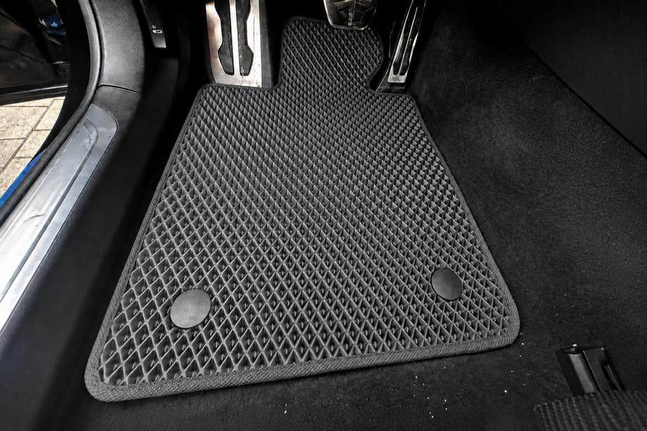 BMW 7 Series G11/G12 2015-2022 EVA Floor Mats (for G12, Gray) Image