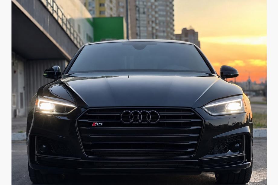 Audi A5 2016-2025 Front Grille S-Style (2016-2019, black) Photo 1