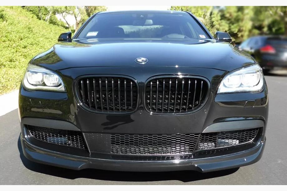 BMW 7 Series F01/F02 2008-2015 Kidney Grille 1 Bar (Gloss Black) Image
