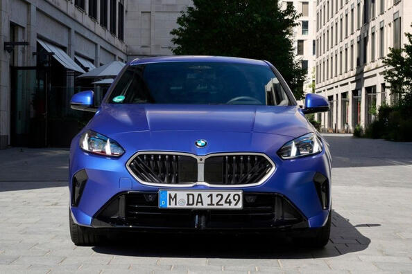 Review of the fourth generation BMW 1 Series (F70) 2024