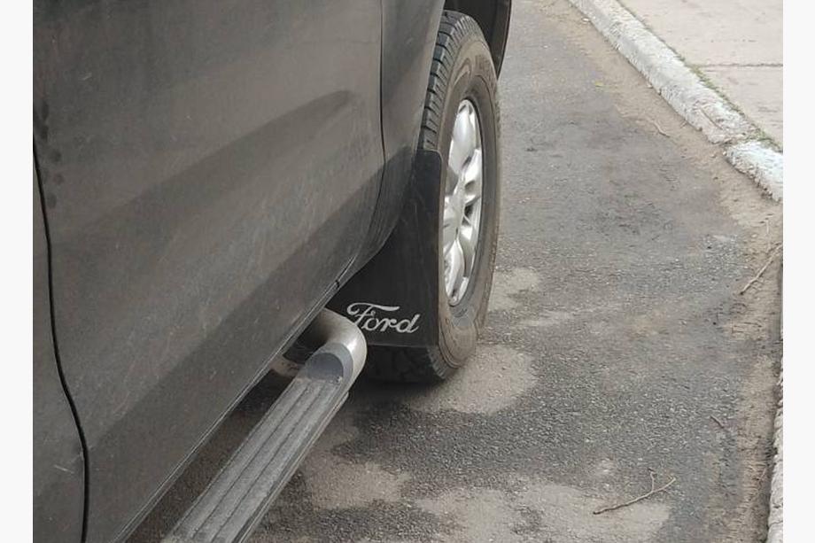 Ford Universal Mud Flaps Polytep (230*375, 2 pcs) Photo 3