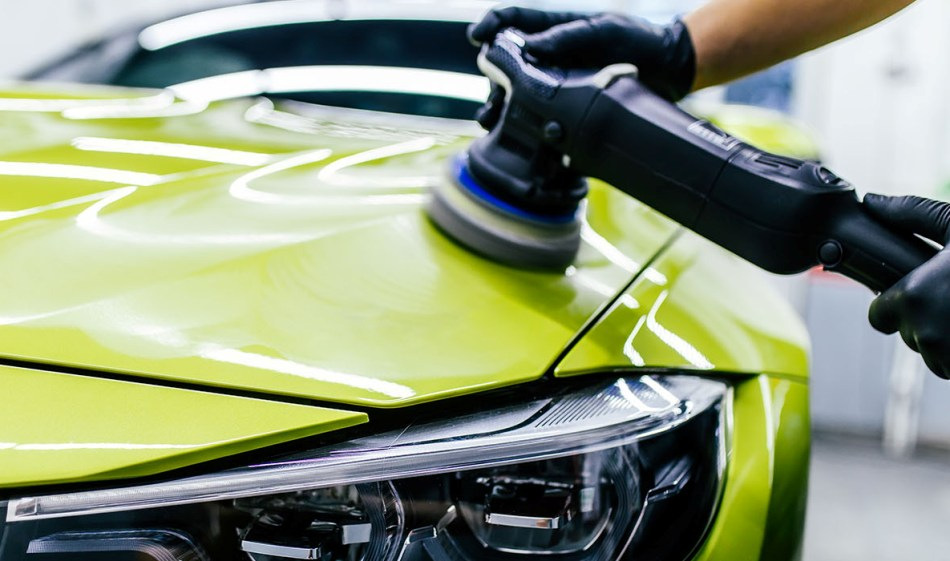 Polishing a car body: good or bad?