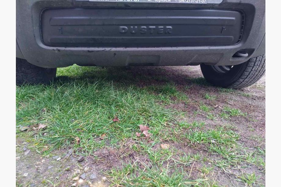 Dacia Duster 2008-2018 Winter Lower Grille Cover Photo 2