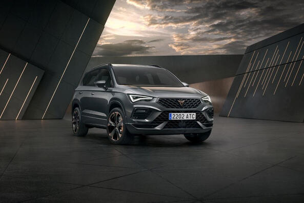 Review of the 300-horsepower Cupra Ateca: first-generation restyling