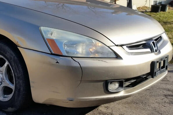 What to do if the plastic bumper of your car is cracked?