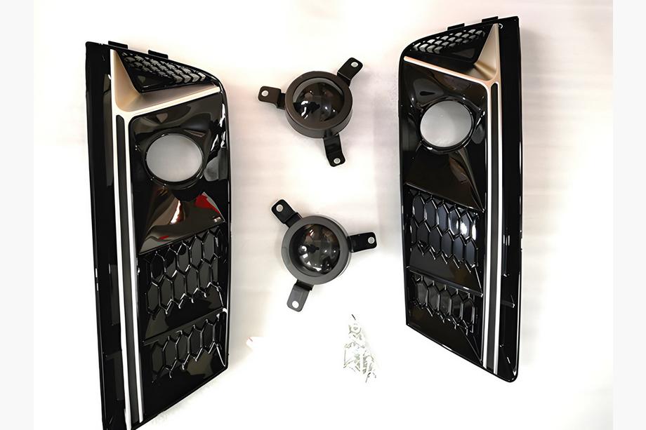 Audi A4 B9 2015-2024 RS-Style fog light grilles with fog lamps (2015-2019, 2 pcs, Black) Photo 2