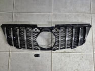 Mercedes ML W164 2005-2011 Clearance Front Grille (GT, 2005-2008) photo 2